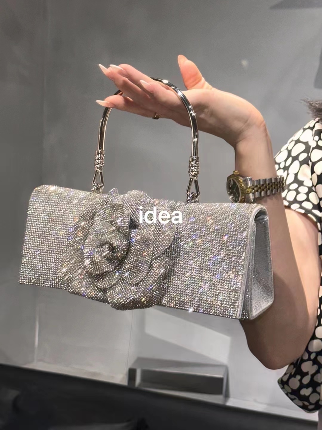 Glitter Diamond Floral Square  - Luxury Bags Supplier ulasan dan harga