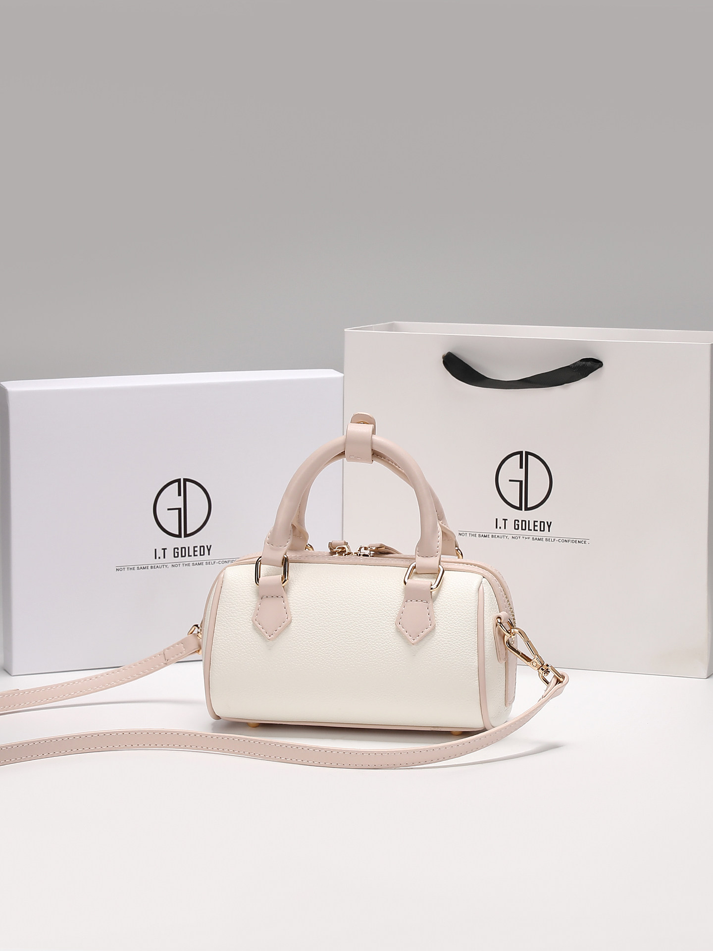 Luxury and Sweet Handheld Bost - Luxury Bags Cute ulasan dan harga